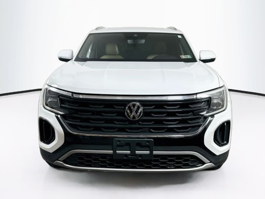 Certified 2024 Volkswagen Atlas Cross Sport 2.0T SE w/Technology SUV