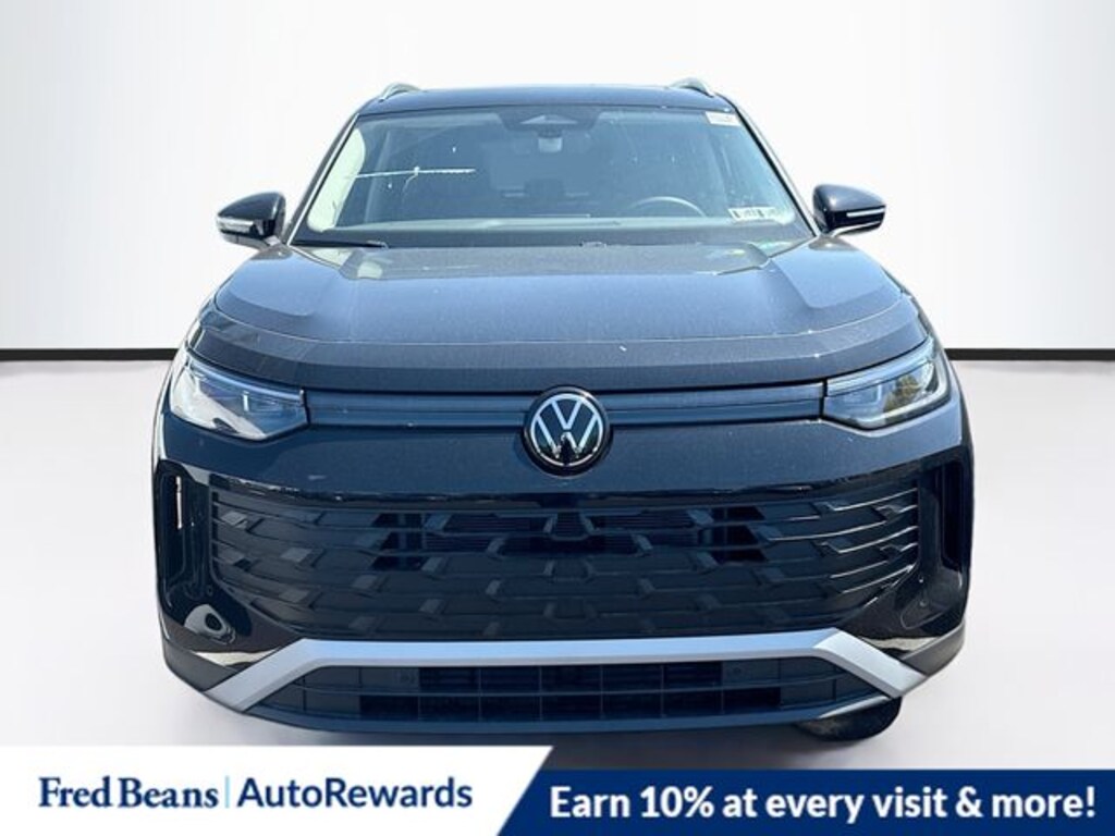 New 2026 Volkswagen Tiguan 2.0T SE SUV