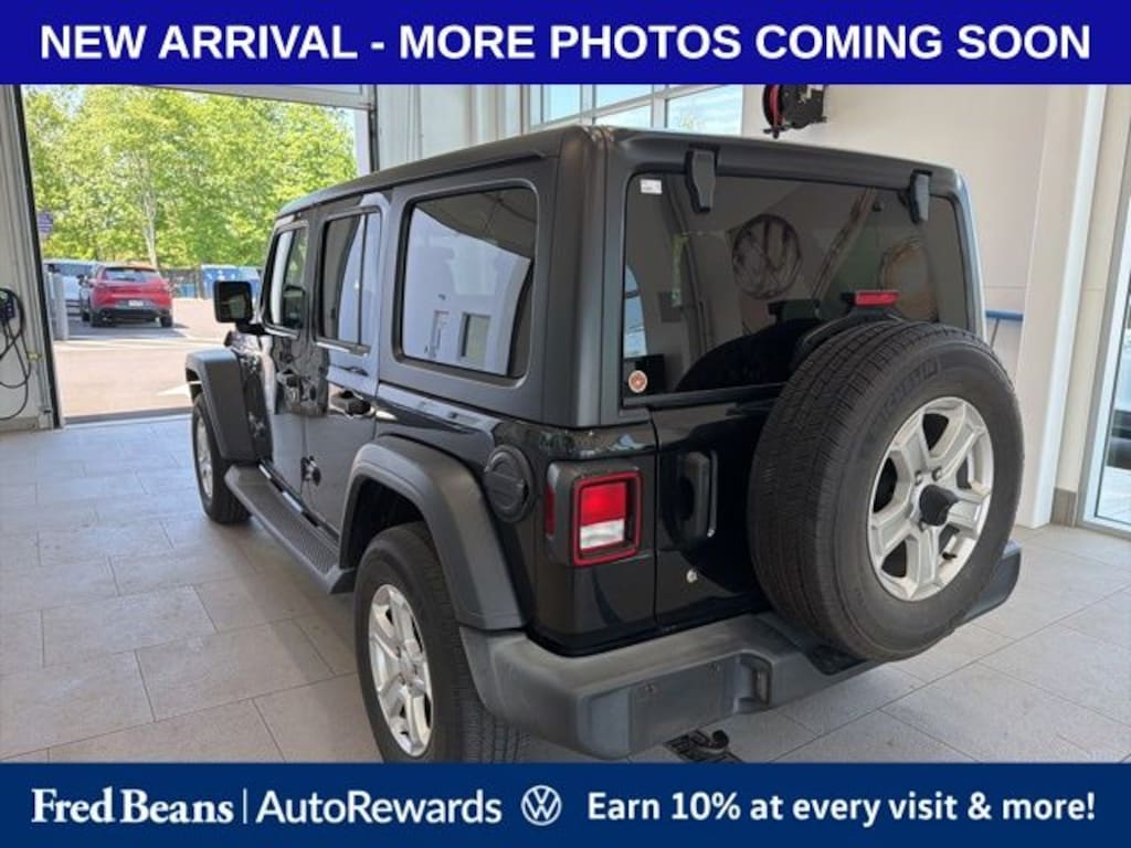 Used 2018 Jeep Wrangler Unlimited Sport S SUV