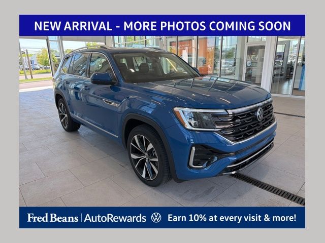 2026 Volkswagen Atlas 2.0T SEL Premium R-Line 4MOTION's photo
