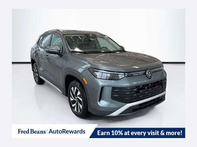 2026 Volkswagen Tiguan S's photo