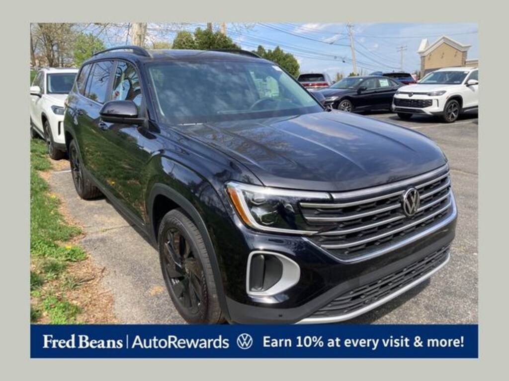 New 2026 Volkswagen Atlas SE w/Technology SUV