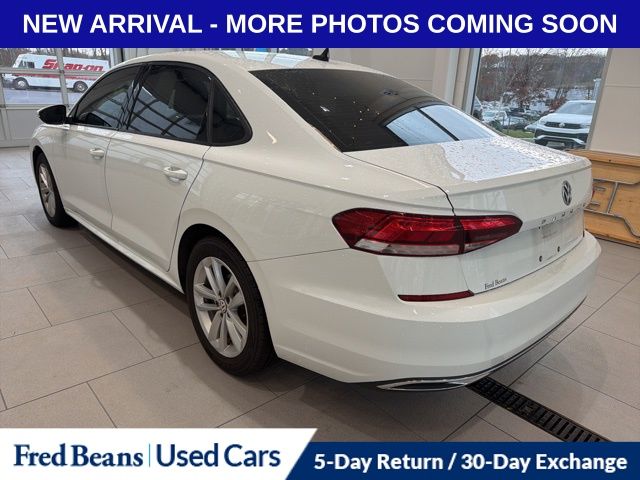 2021 Volkswagen Passat 2.0T S photo 4