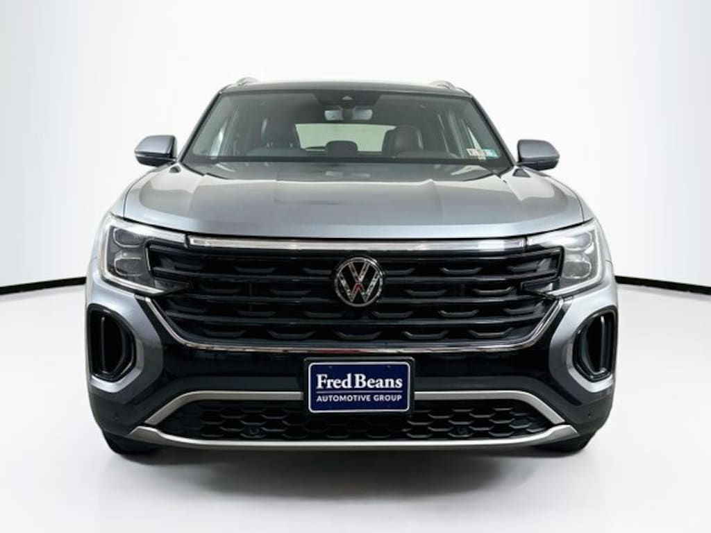 Certified 2024 Volkswagen Atlas Cross Sport 2.0T SE w/Technology SUV