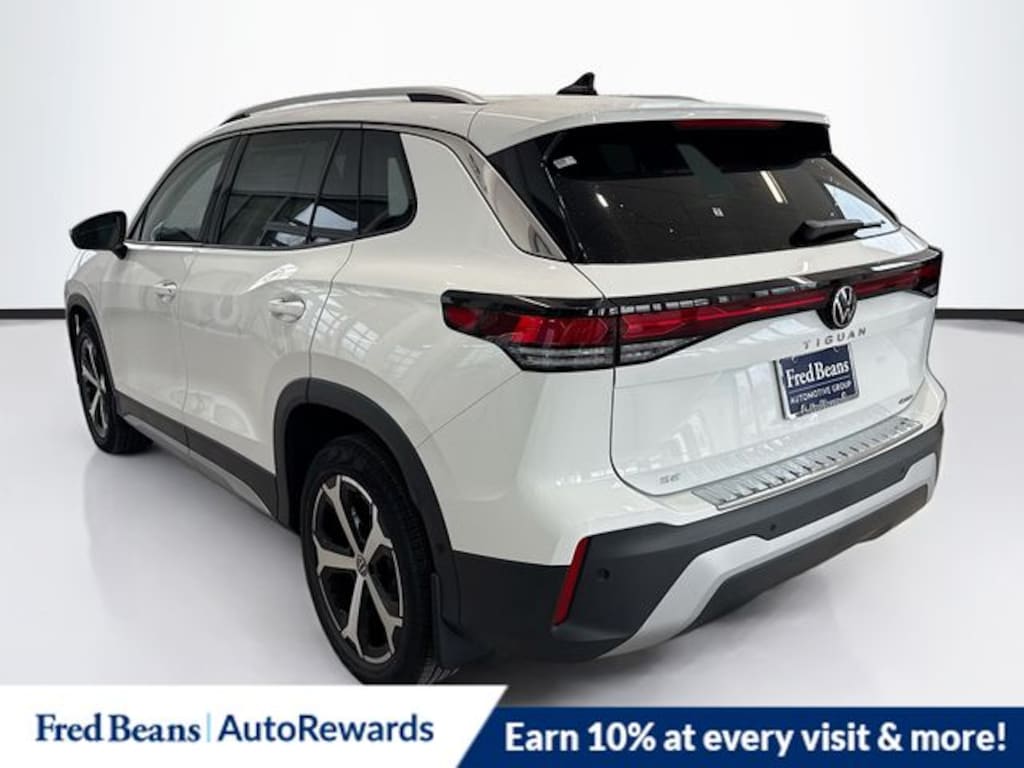 New 2026 Volkswagen Tiguan 2.0T SE SUV