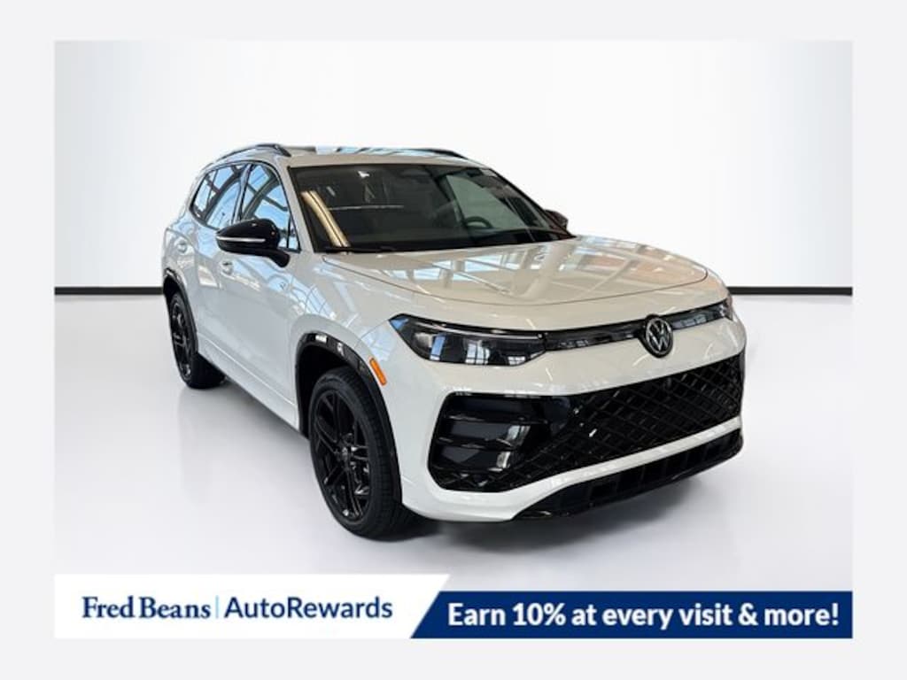 New 2026 Volkswagen Tiguan 2.0T SE R-Line Black SUV