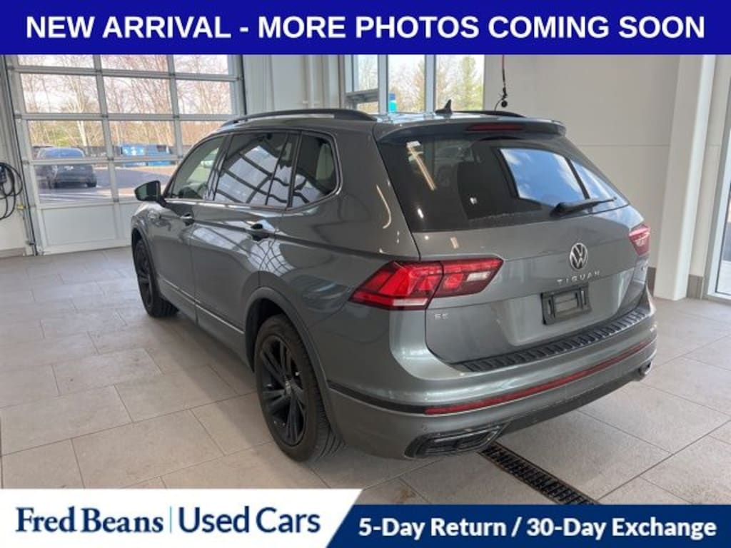 Used 2024 Volkswagen Tiguan 2.0T SE R-Line Black SUV