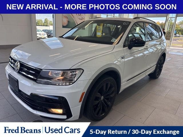 2021 Volkswagen Tiguan SE R-Line Black photo 2