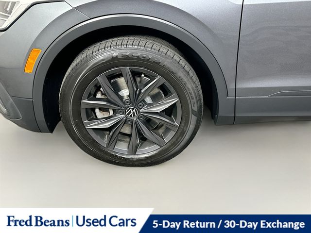 View 32