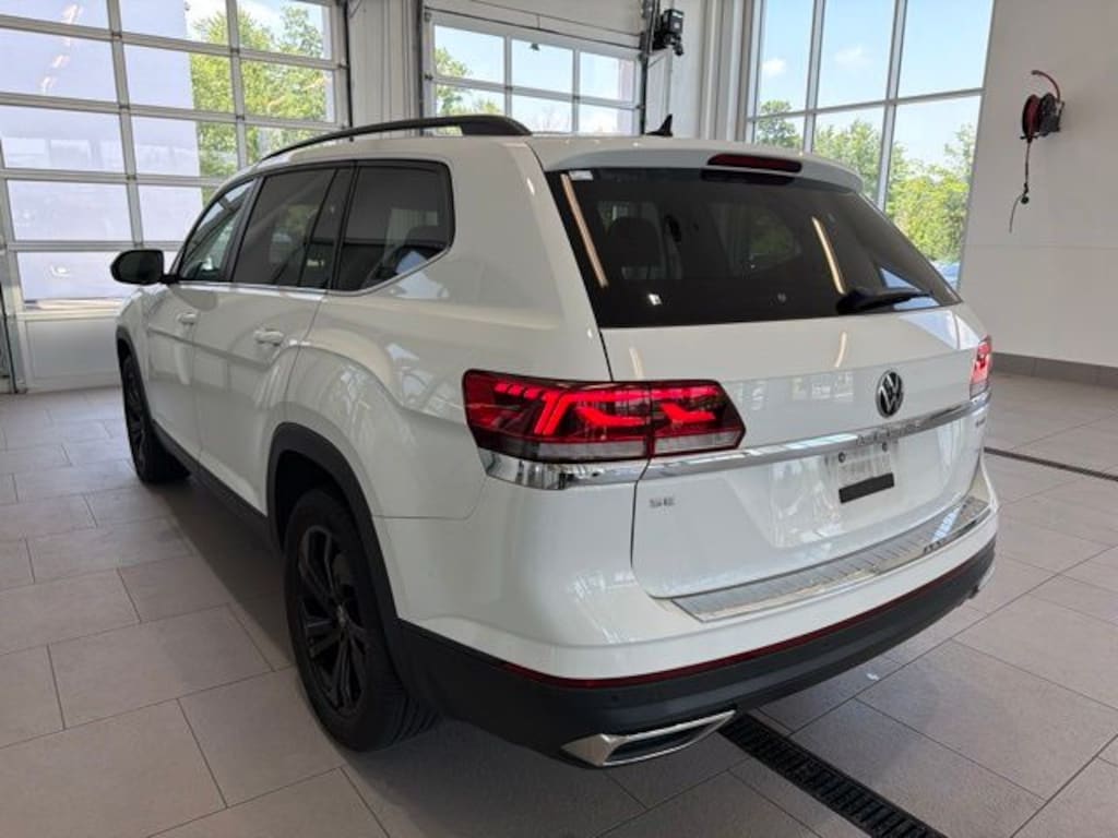 Used 2023 Volkswagen Atlas 2.0T SE w/Technology SUV