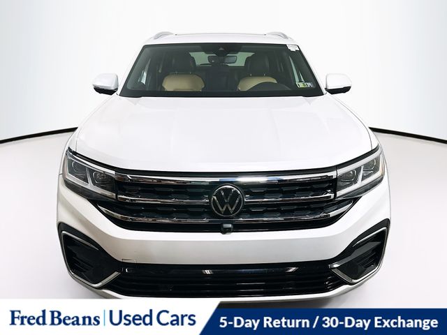 2022 Volkswagen Atlas Cross Sport V6 SEL Premium R-Line photo 2