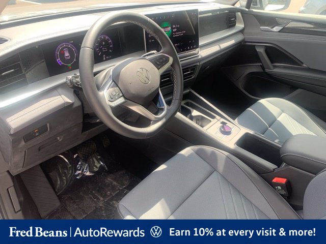 2025 Volkswagen Tiguan SE - Photo 7