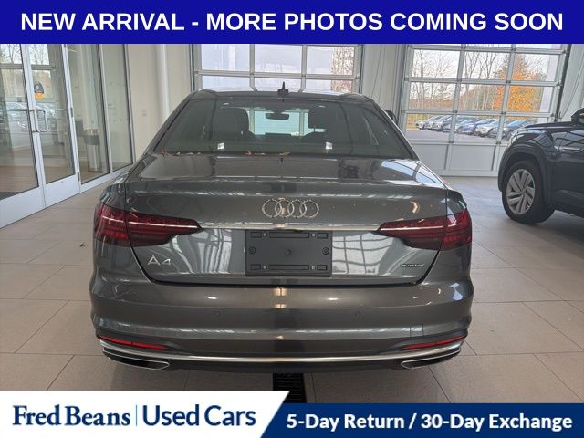 2022 Audi A4 45 S line Premium Plus photo 4