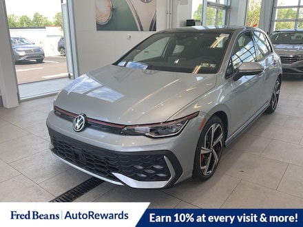 2025 Volkswagen Golf GTI 2.0T SE Hatchback