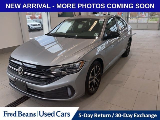2024 Volkswagen Jetta 1.5T Sport photo 3