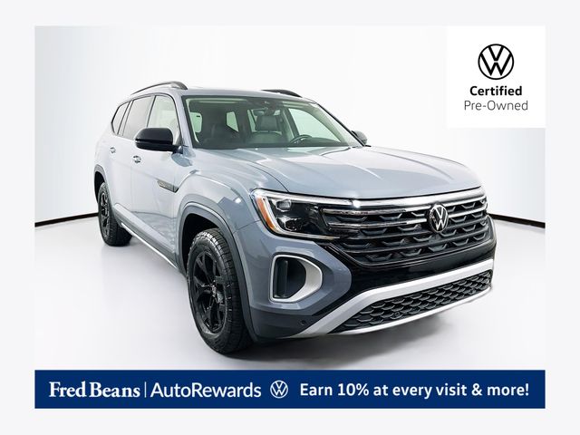 2025 Volkswagen Atlas 2.0T Atlas Peak Edition 4MOTION's photo