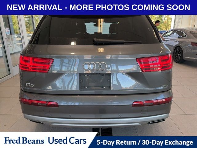 2019 Audi Q7 45 Premium photo 4