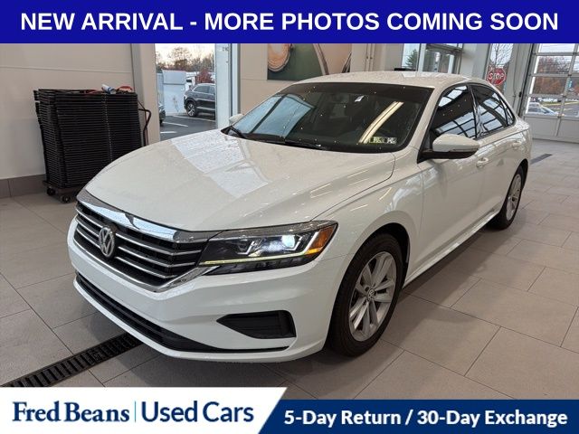 2021 Volkswagen Passat 2.0T S photo 3