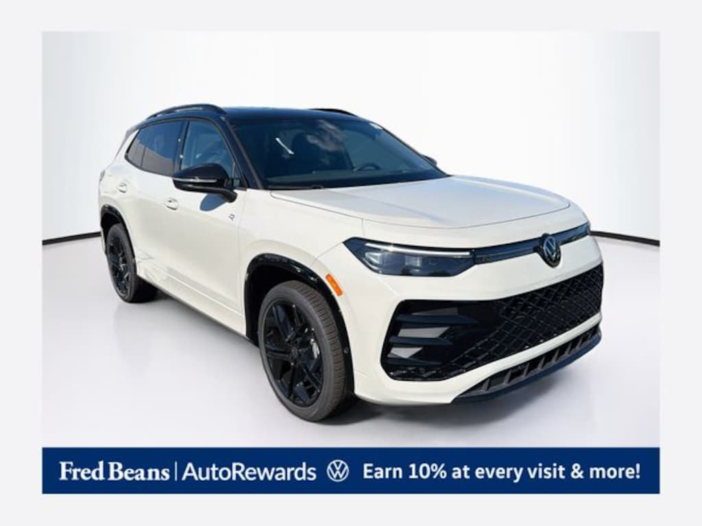 New 2026 Volkswagen Tiguan SE R-Line Black SUV