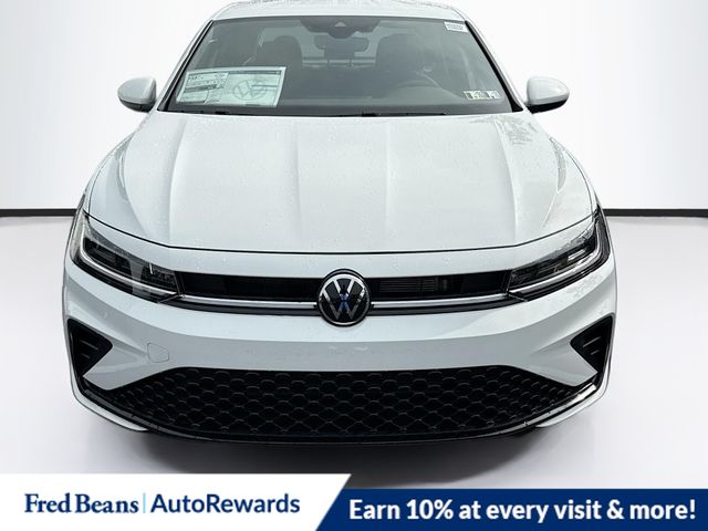 2026 Volkswagen Jetta 1.5T Sport photo 2
