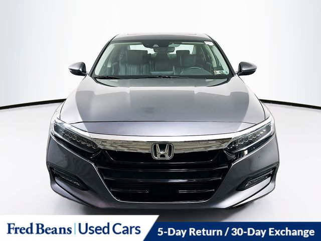 2018 Honda Accord Touring photo 2