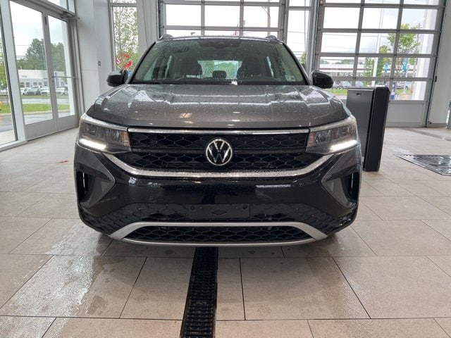 Certified 2022 Volkswagen Taos S with VIN 3VVMX7B25NM012042 for sale in Doylestown, PA