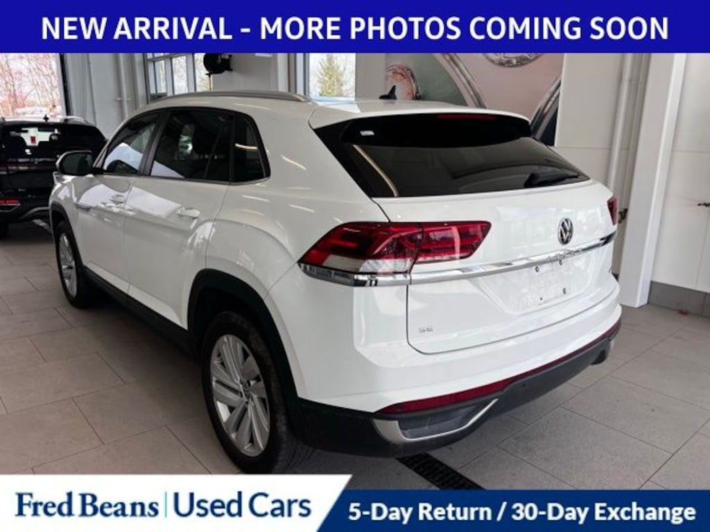 Used 2023 Volkswagen Atlas Cross Sport 2.0T SE w/Technology SUV