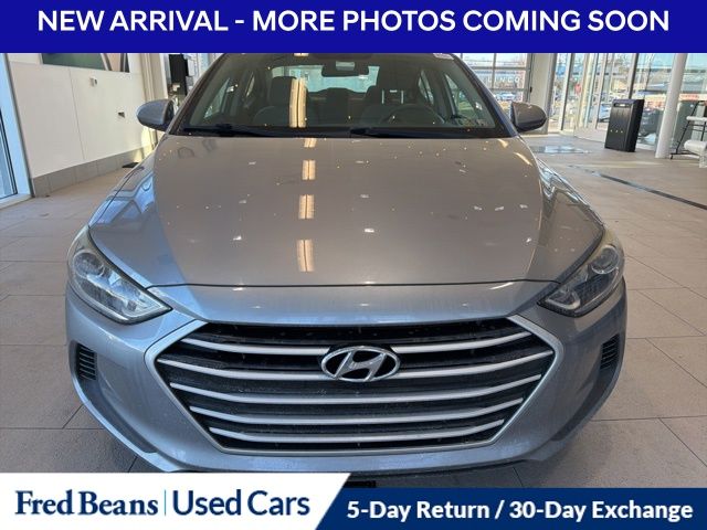 2017 Hyundai Elantra SE photo 2
