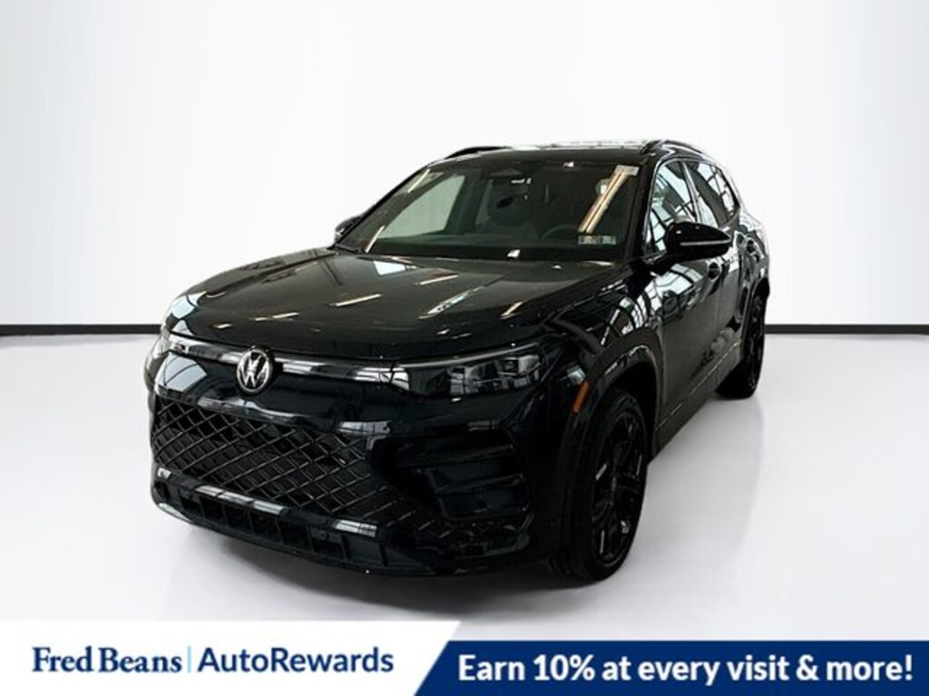 New 2026 Volkswagen Tiguan 2.0T SE R-Line Black SUV