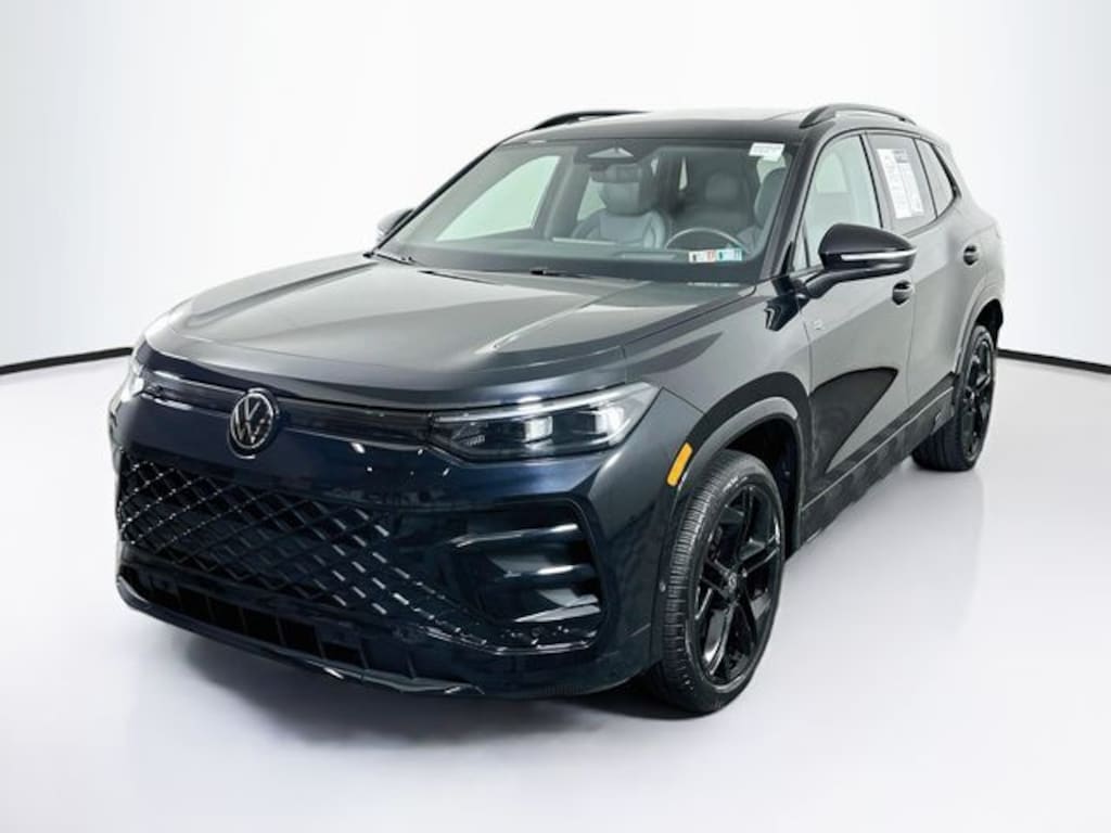 Certified 2025 Volkswagen Tiguan 2.0T SE R-Line Black SUV