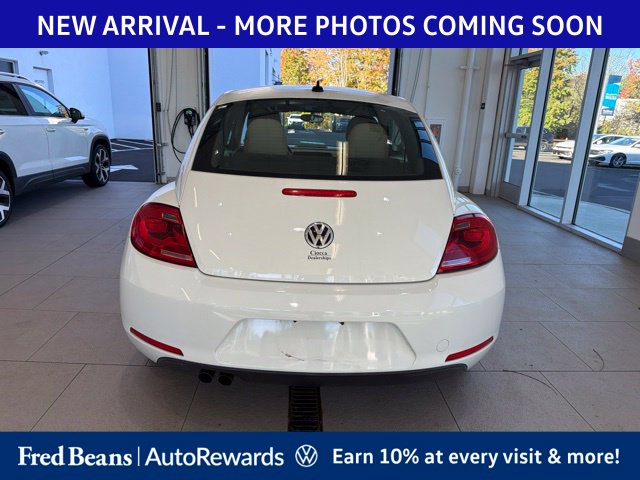 Used 2014 Volkswagen Beetle 2.5L Hatchback