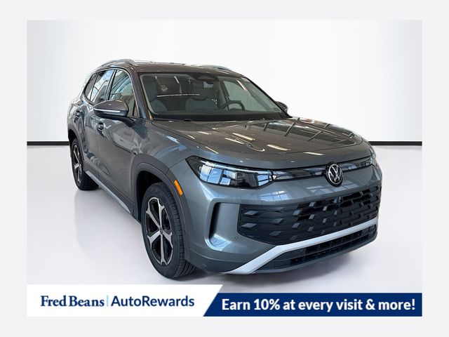2026 Volkswagen Tiguan SE's photo