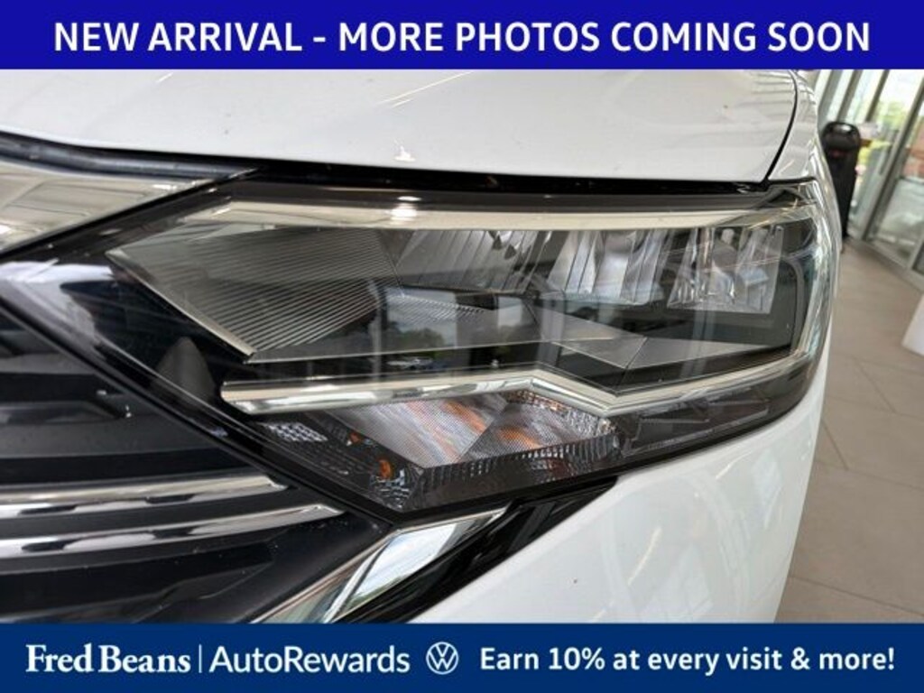 Used 2023 Volkswagen Jetta 1.5T SE Sedan