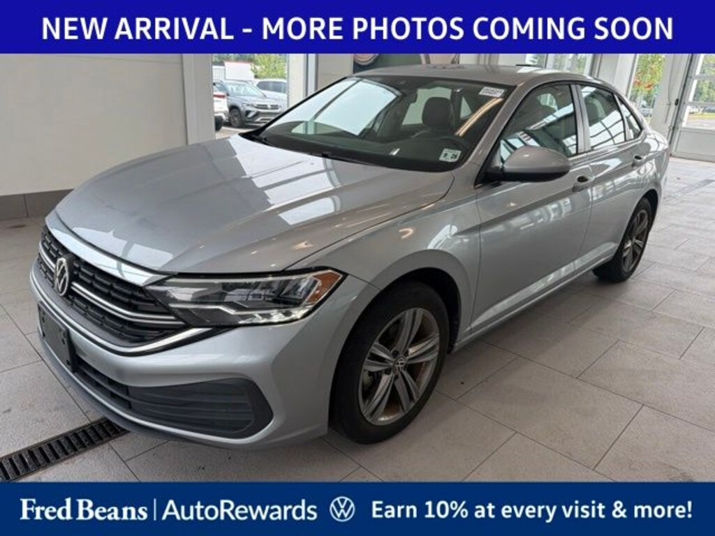 Used 2023 Volkswagen Jetta 1.5T SE Sedan