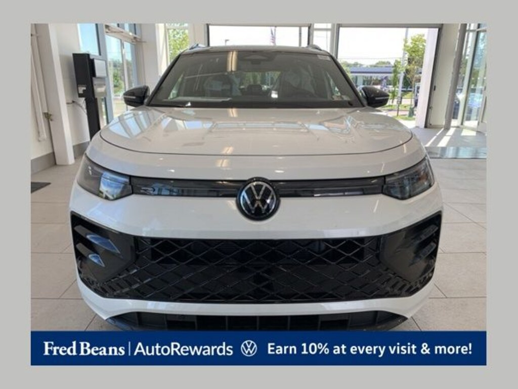 New 2026 Volkswagen Tiguan 2.0T SE R-Line Black SUV