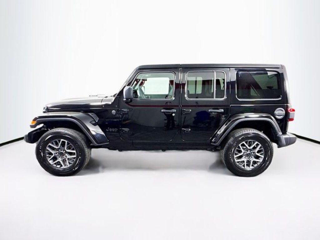 Used 2026 Jeep Wrangler Sahara SUV