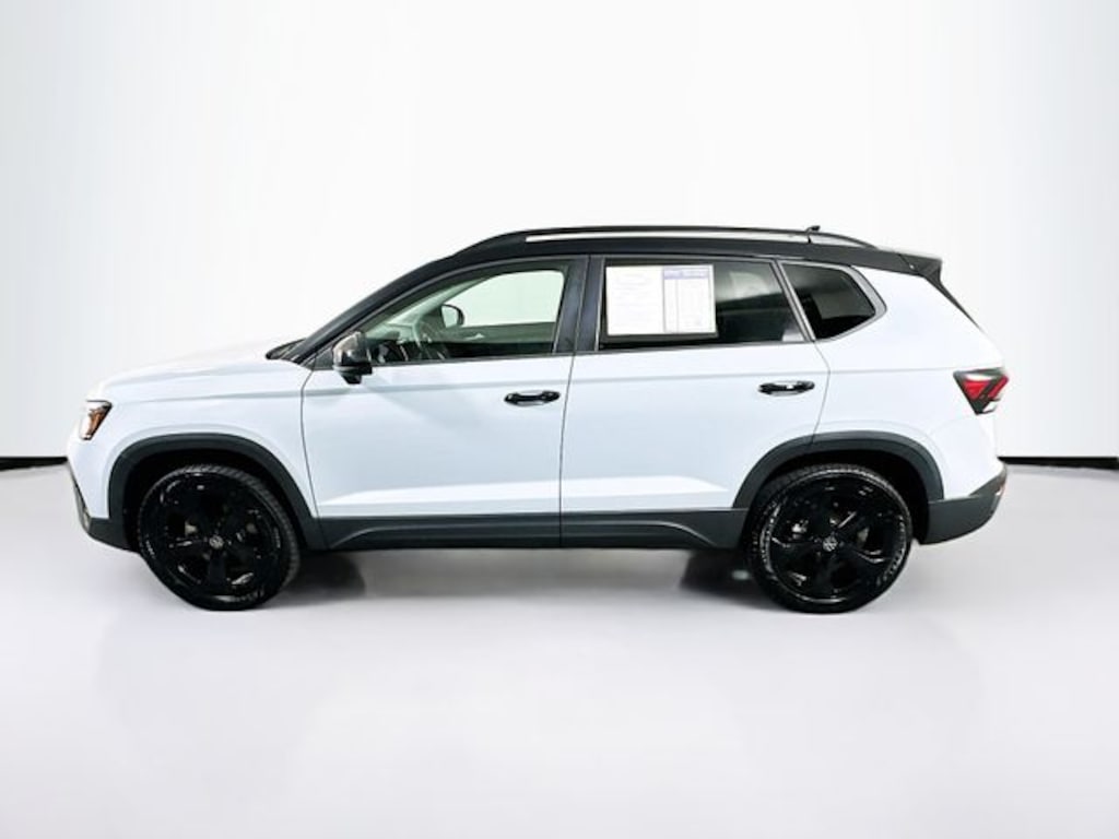 Certified 2025 Volkswagen Taos 1.5T SE Black SUV