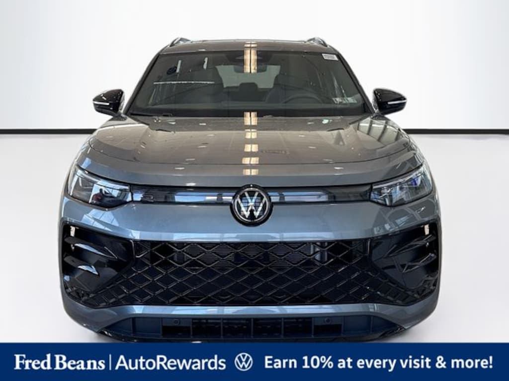 New 2026 Volkswagen Tiguan 2.0T SE R-Line Black SUV