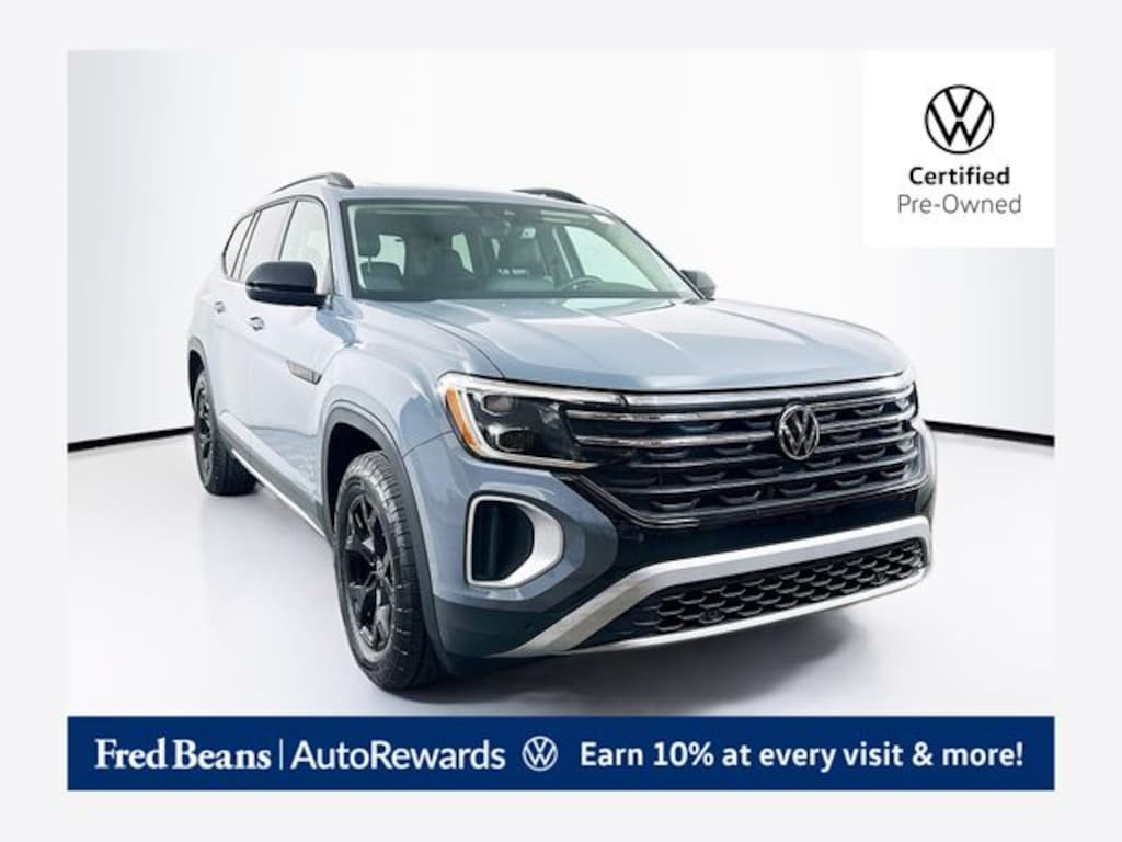 Used 2025 Volkswagen Atlas 2.0T Peak Edition SUV