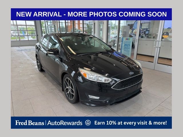 2016 Ford Focus Sedan SE's photo