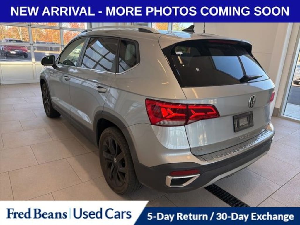 Used 2022 Volkswagen Taos 1.5T SE SUV