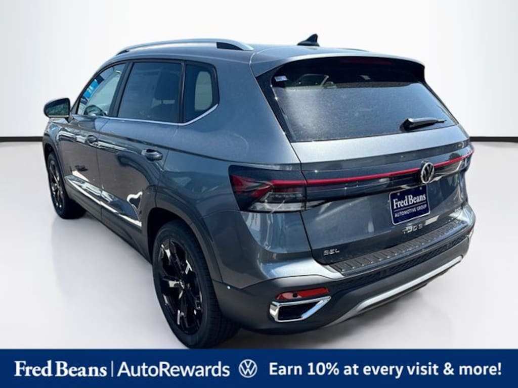 New 2026 Volkswagen Taos 1.5T SEL SUV