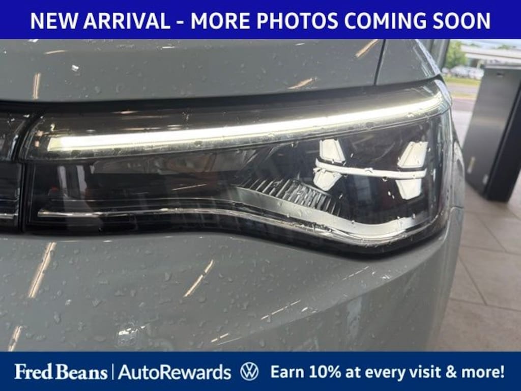Used 2025 Volkswagen Taos 1.5T SE Black SUV