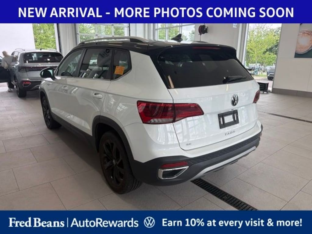 Used 2024 Volkswagen Taos 1.5T SE SUV