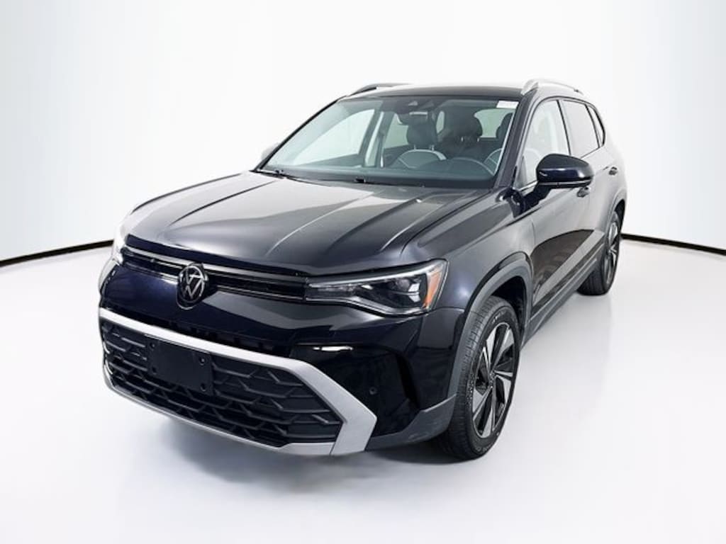 Used 2025 Volkswagen Taos 1.5T SE SUV