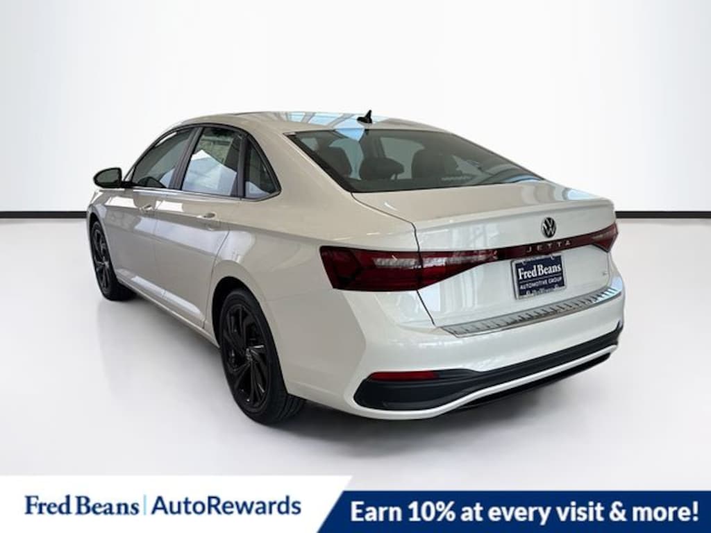 New 2026 Volkswagen Jetta 1.5T SE Sedan