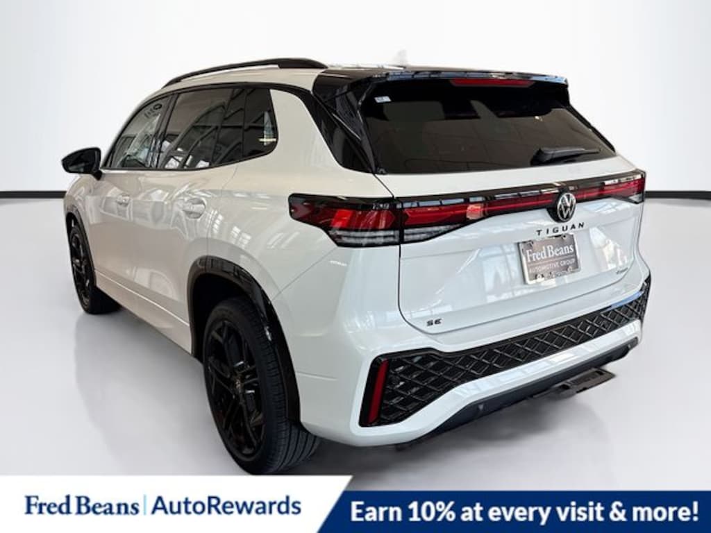 New 2026 Volkswagen Tiguan 2.0T SE R-Line Black SUV