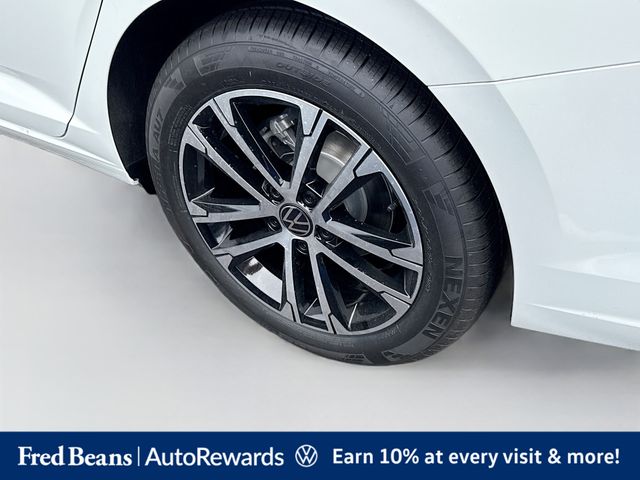2026 Volkswagen Jetta Sport - Photo 22