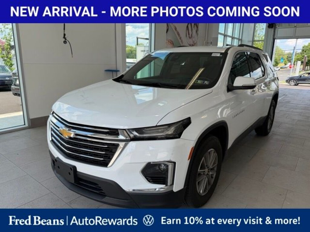 Used 2023 Chevrolet Traverse LT SUV