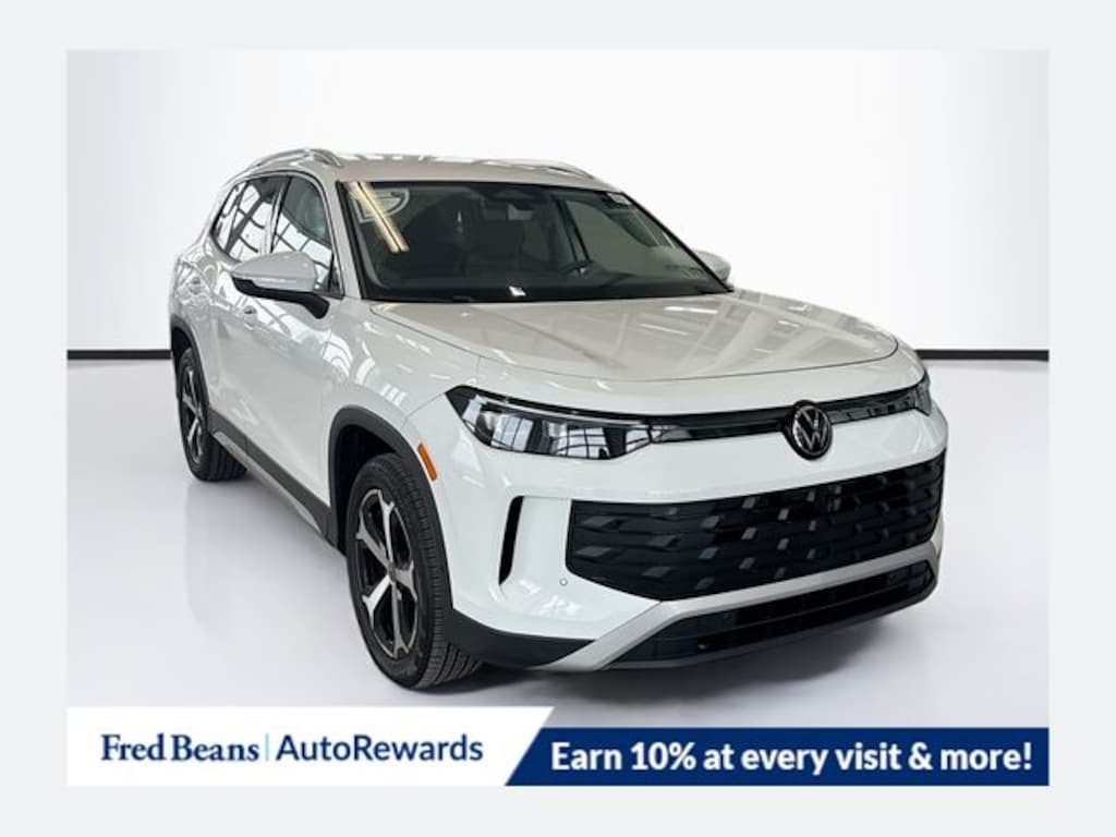 New 2025 Volkswagen Tiguan 2.0T SE SUV